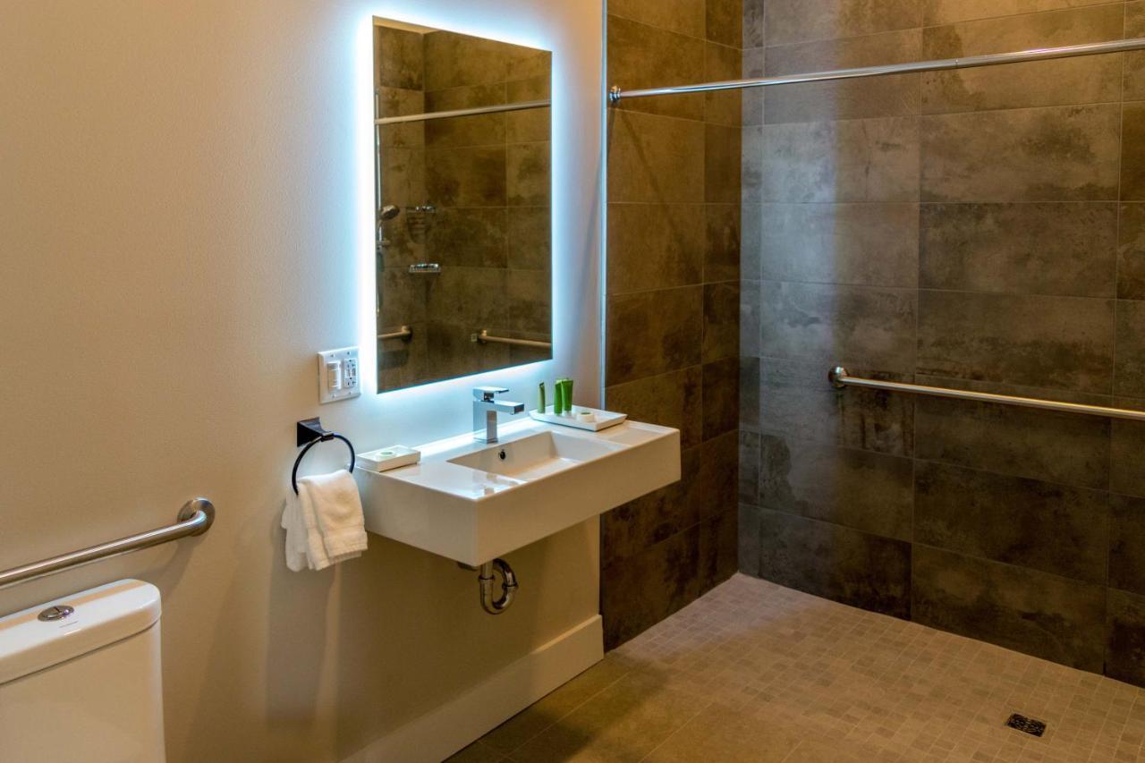Lake Placid Inn: Main Street Ngoại thất bức ảnh